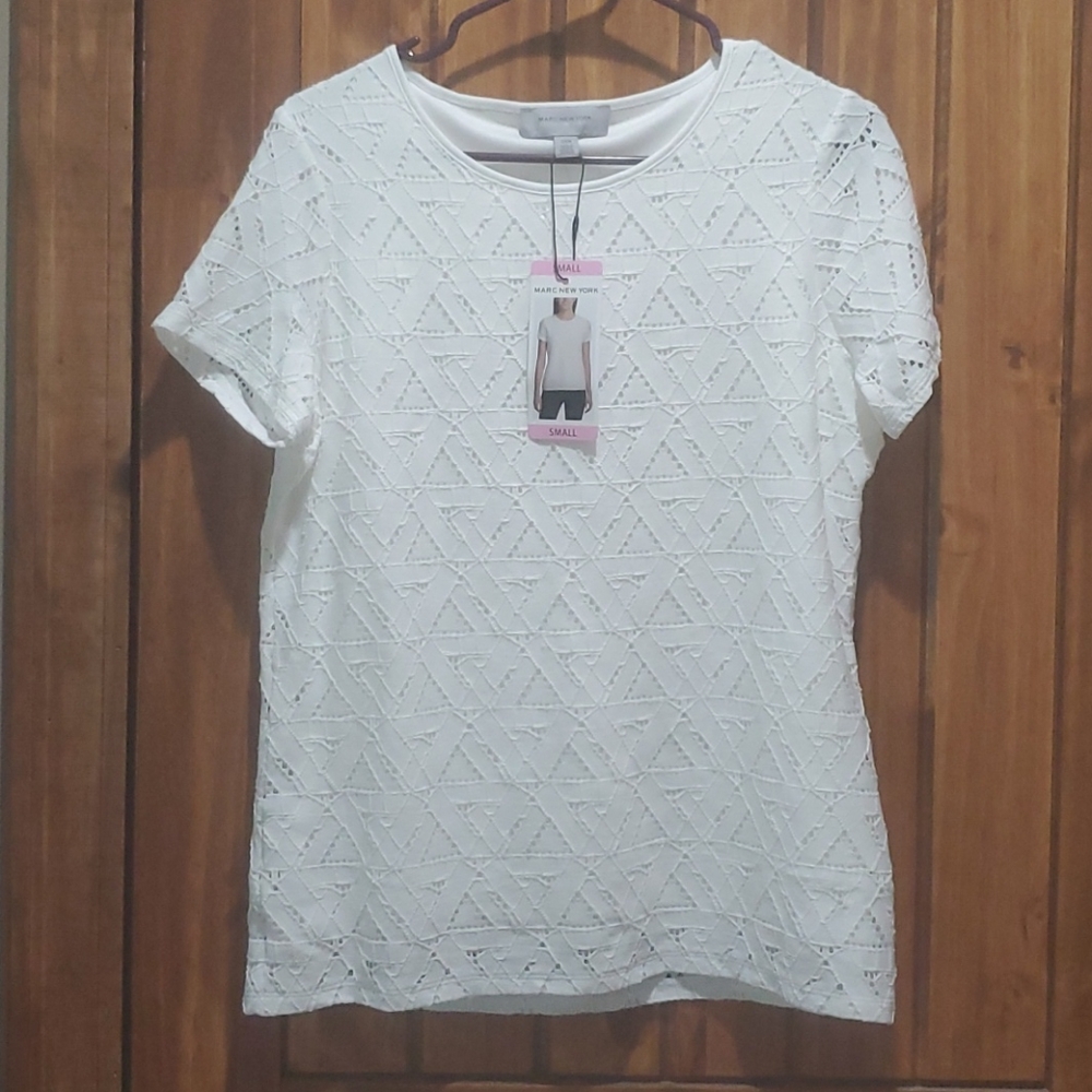 Women's white islet blouse